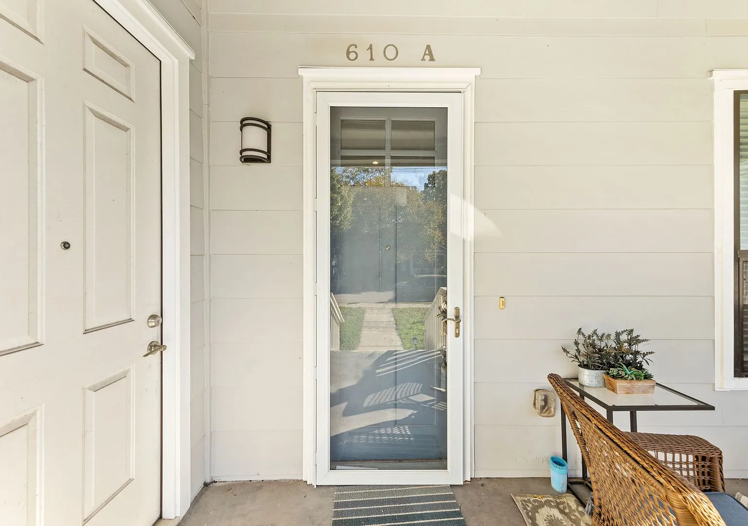 610 W 31.5 Street — Photo 3