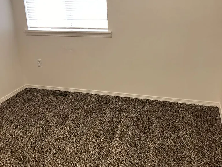 901 E Ball Ct — Photo 14