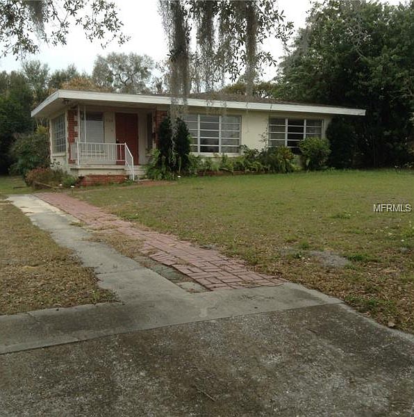 1st image of 1122 Circle Dr