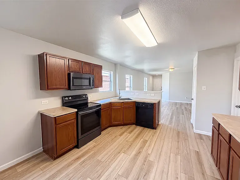 8849 Sun Haven Way — Photo 5