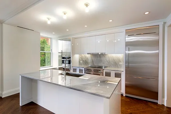 Rented by Brown Harris Stevens | media 8