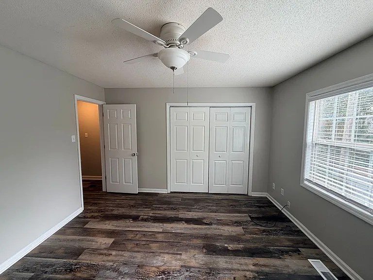 Center Town Condominiums — Photo 97