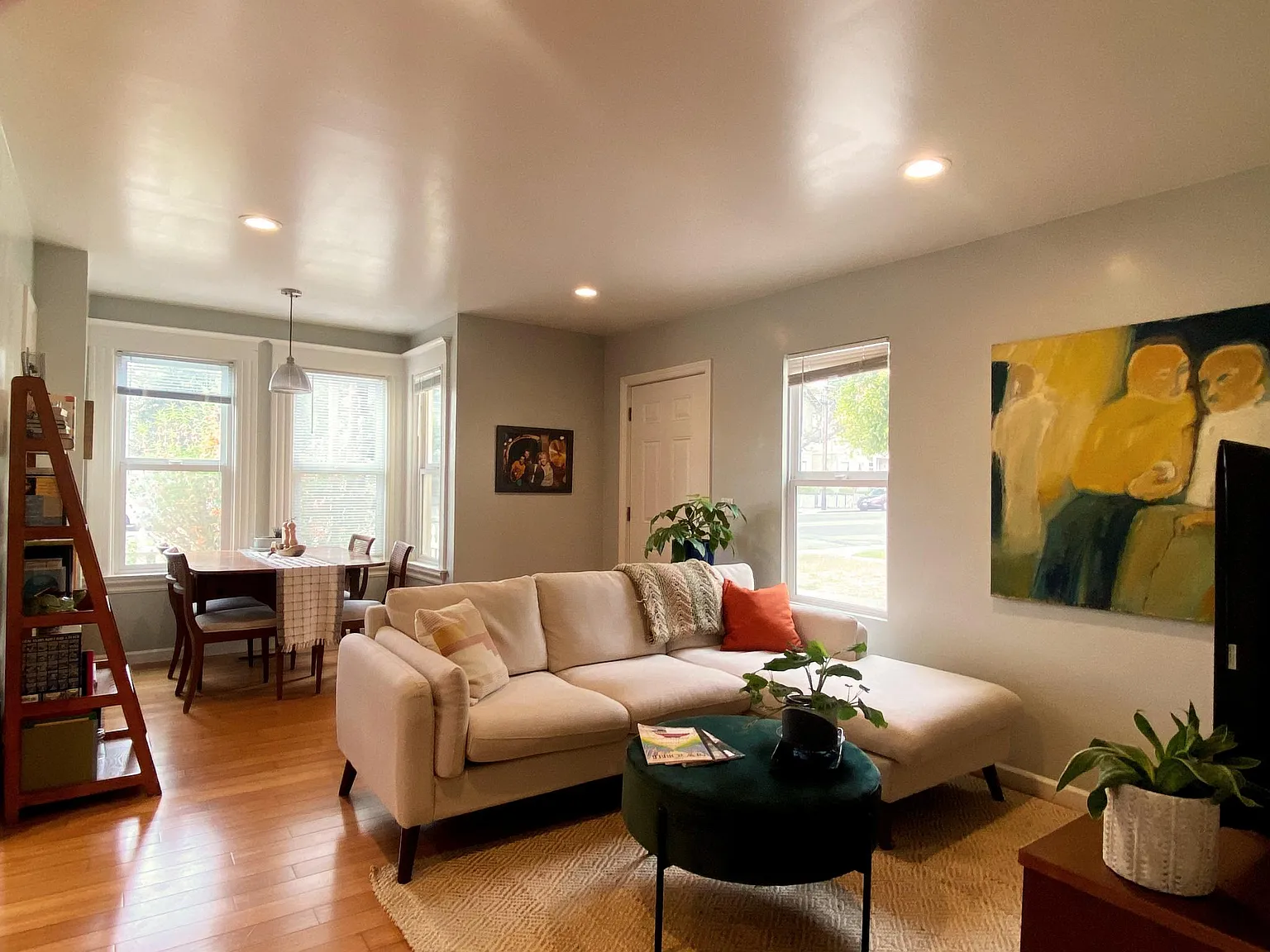 2 bed, 900 sqft, $2,950 — Photo 3