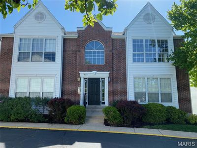1310 Crossings Ct UNIT B, Ballwin, MO, 63021