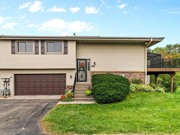 4113 Sylvia Ln S, Shoreview, MN 55126