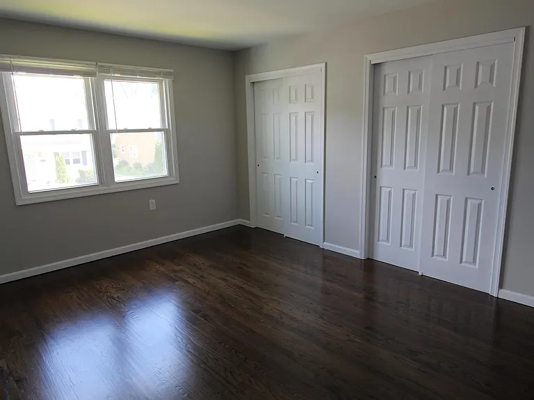 91 Cloverdale Rd #2 — Photo 13