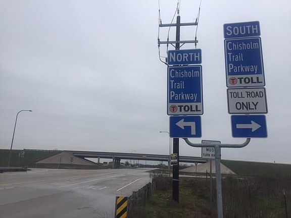 4th image of 2040 County Road 904