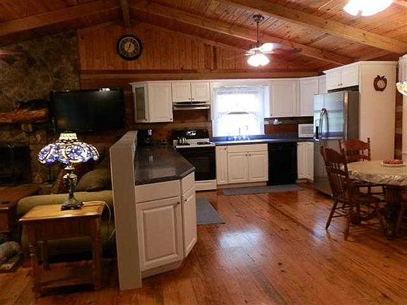 4th image of 224 Nantahala Dr SE