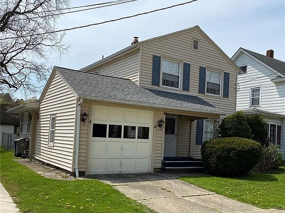 3rd image of 676 Davenport St