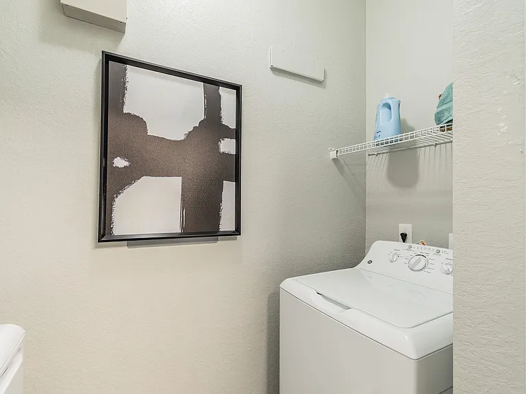THE PARQ AT CROSS CREEK — Photo 46