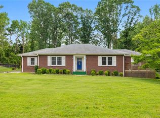 113 Sunset Dr, Honea Path, SC 29654