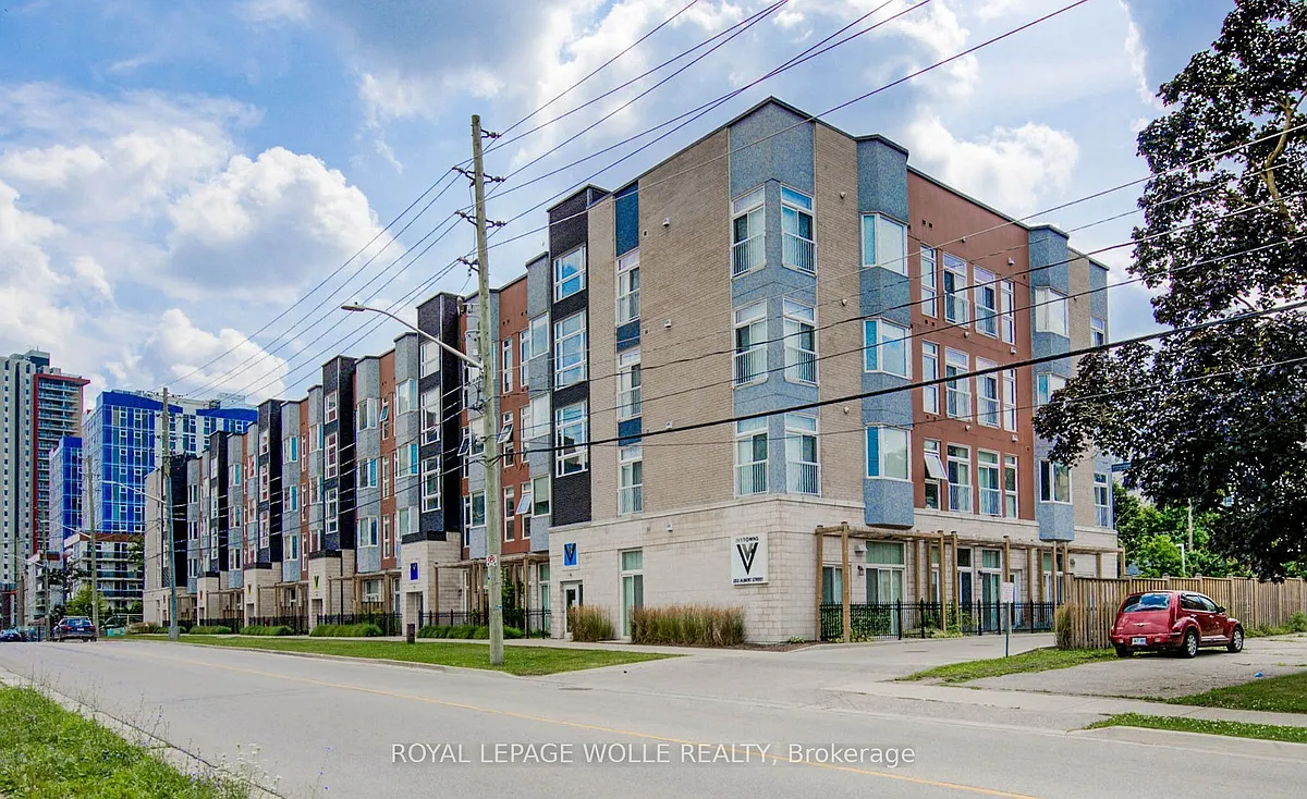 Building Photo - 253 Albert St #215