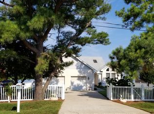 214 Beachside Dr, Stevensville, MD