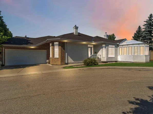 8 Butterworth Point E, Edmonton, AB T6R 2S3