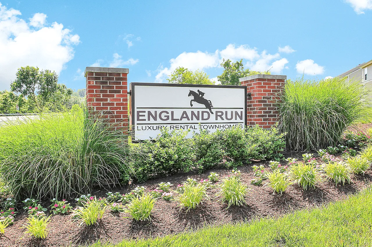 England Run Townhomes — Photo 1