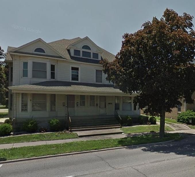 1st image of 1401 Charleston Ave #1/2