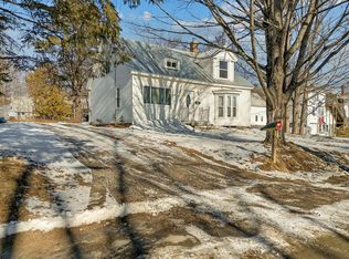 11 Spring St, Skowhegan, ME 04976