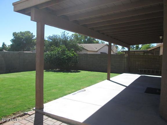 4th image of 1704 S 39th St Unit 51