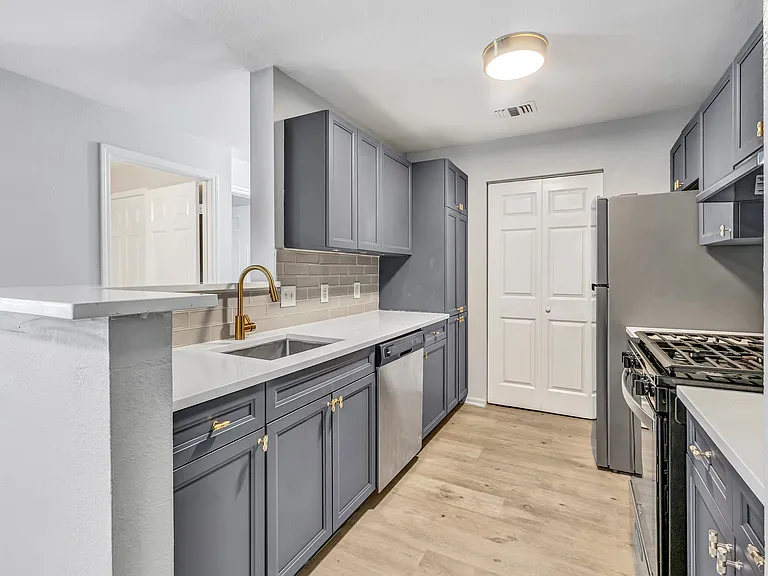 Ardenwood Apartments — Photo 49