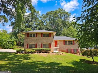 4828 Scotland Dr, Stone Mountain, GA 30088
