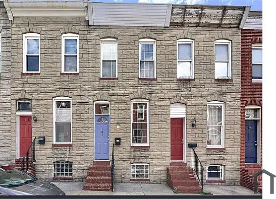 104 N Rose St — Photo 1