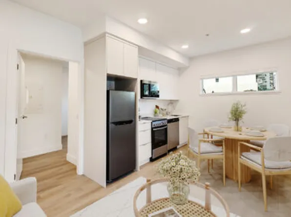 Raven Apartments, 1124 Vancouver St, Victoria, BC V8V 3W2