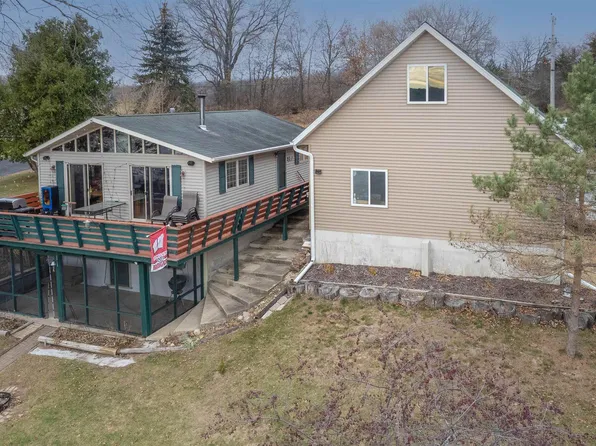 W3909 County Road C, Montello, WI 53949