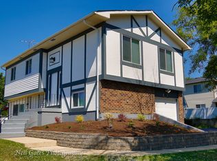 211 Mill Stream Dr, Bolingbrook, IL