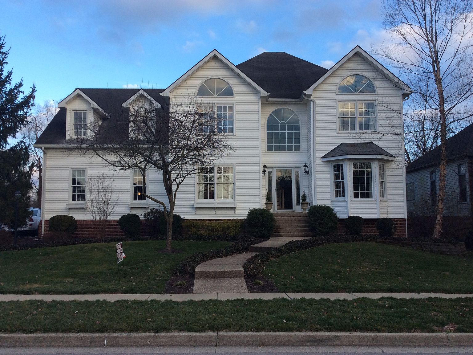 1050 Forest Lake Dr, Lexington, KY 40515 Zillow
