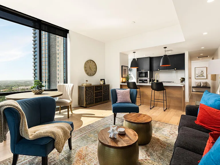 70 Rainey St #1807 — Photo 3