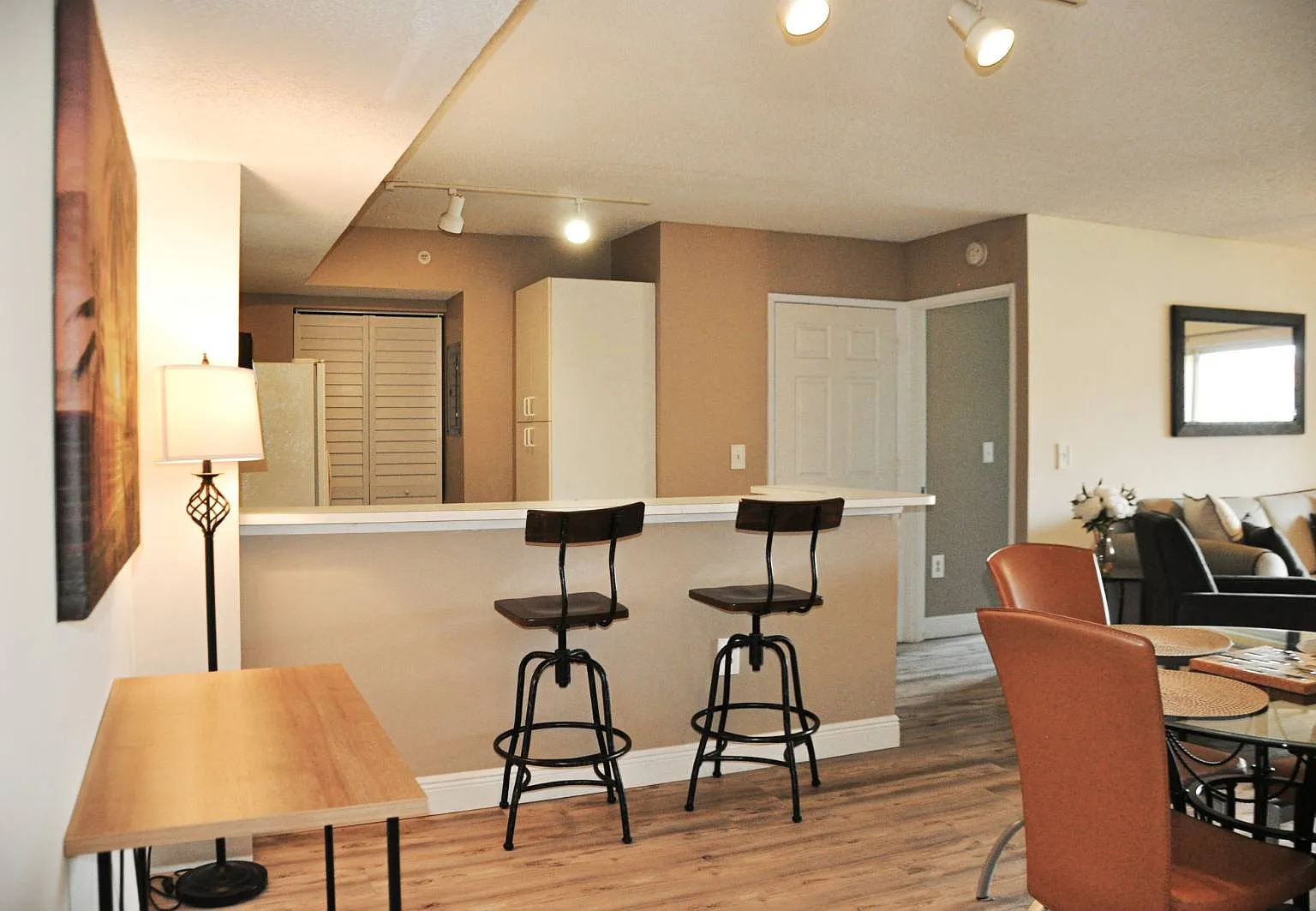 2 bed, 2.0 bath, 1140 sqft, $2,500 — Photo 3