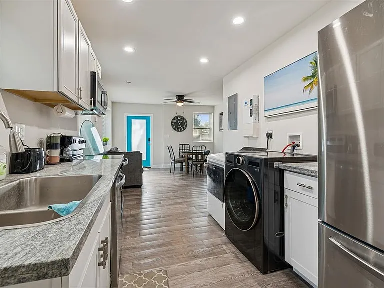 1006 E 26th Ave — Photo 11