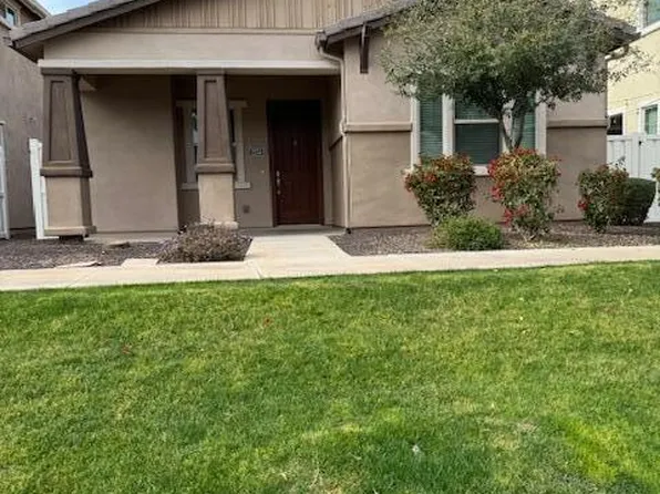 2253 S WALLRADE Lane, Gilbert, AZ 85295