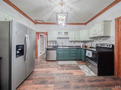 103 S Pershing Ave, Salem, MO, 65560