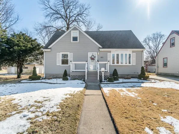 3536 Franklin Ave, Highland, IN 46322