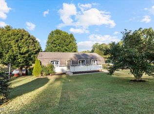 1208 Bair Vette Ave, Johnson City, TN 37604