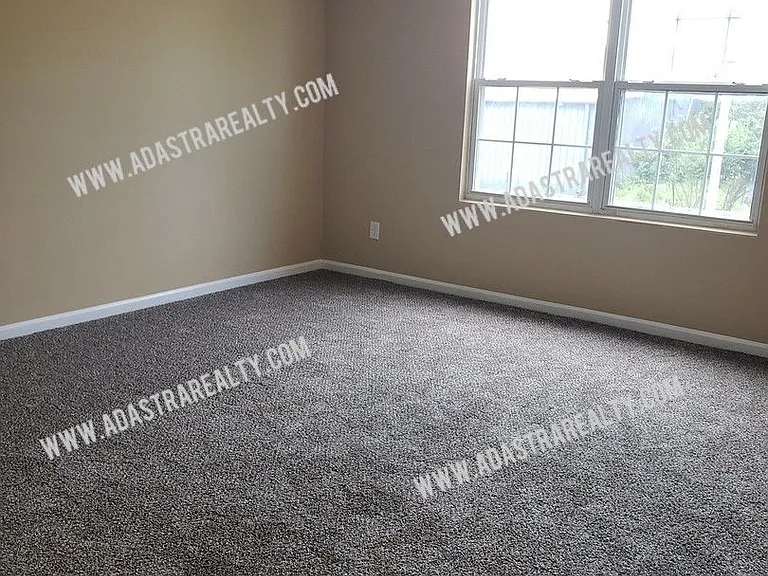 126 S Julia St — Photo 11