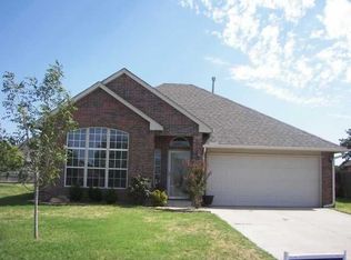 1612 Silver Oak Dr, Blanchard, OK 73010