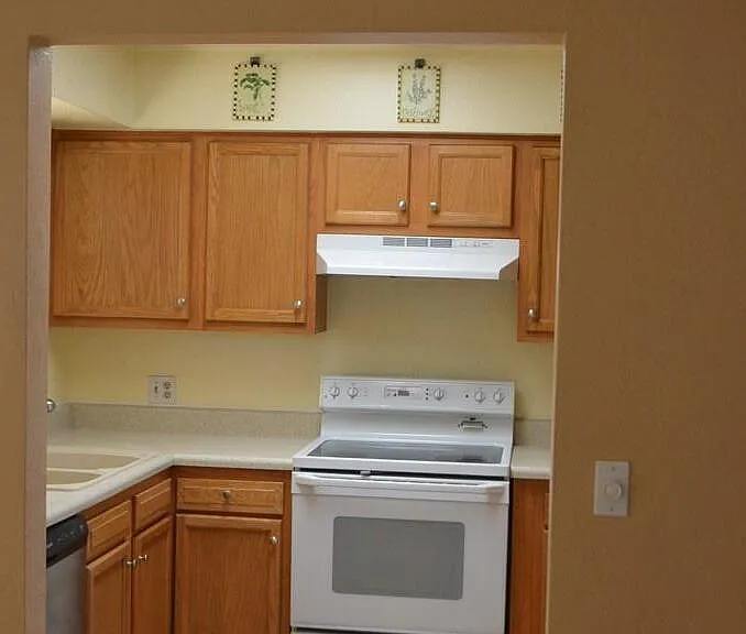 961 N Via Terrado — Photo 10