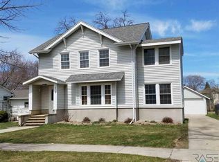 319 3rd St SW, Pipestone, MN 56164