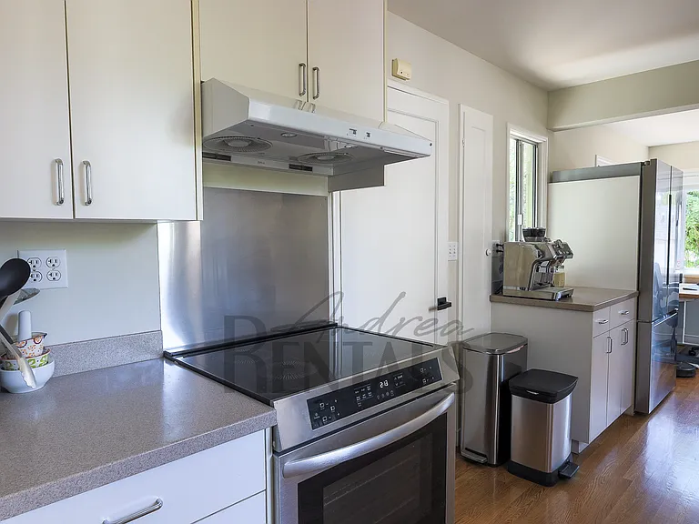 225 San Carlos Ave — Photo 11