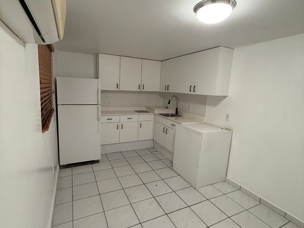 (undisclosed Address)