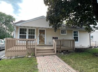 110 Dorsetshire Dr, Steger, IL