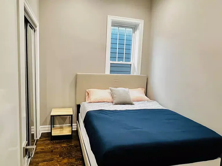 536 N Paulina St S — Photo 16