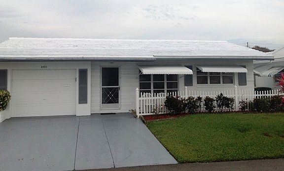 2nd image of 8303 NW 59th Pl