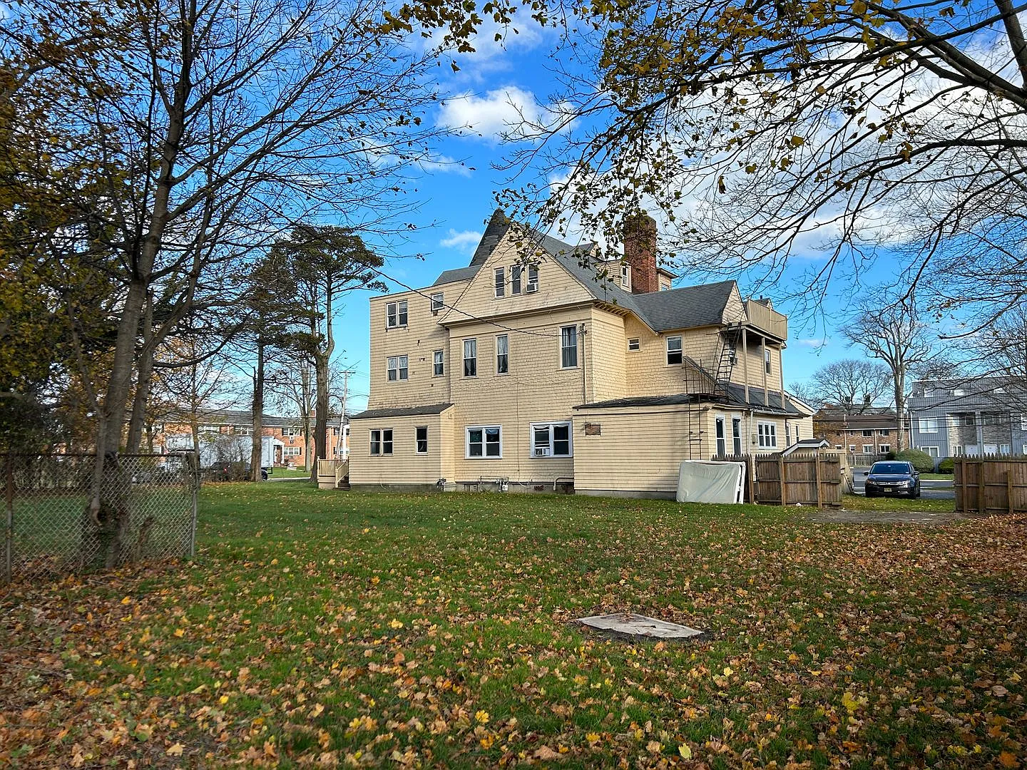 112 Cedar Ave. — Photo 3