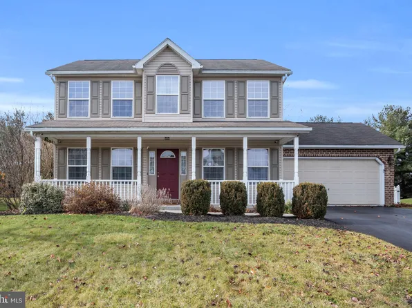 150 Martel Cir, Dillsburg, PA 17019