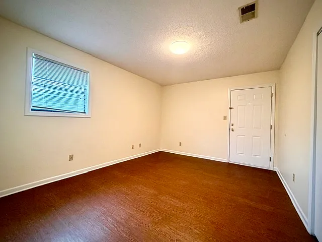 1649 Windsong Ct — Photo 6