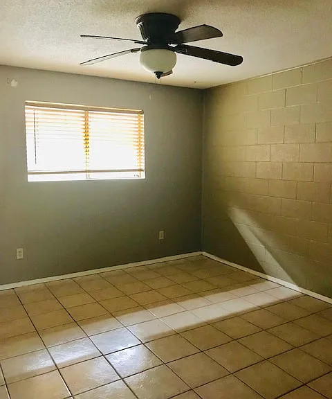 1501 W Nolana Ave — Photo 4