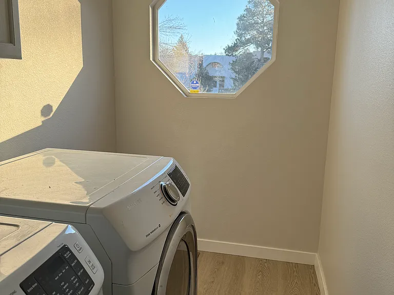174 Creekside Ln — Photo 8